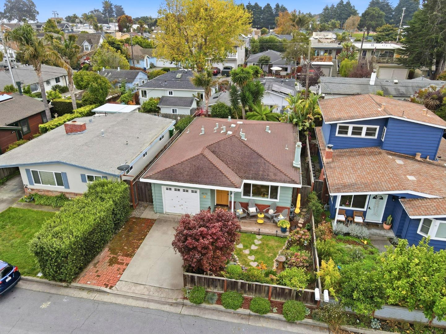 4570 Jewel Street Capitola, CA 95010 - Photo 29 of 45 an aerial view of a house