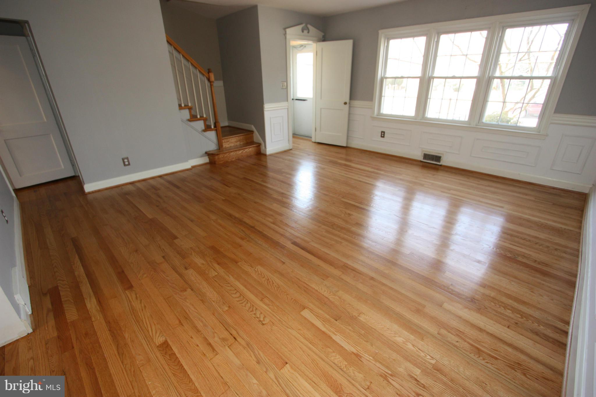 8135 Pleasant Plains Road Towson, MD 21286 - Photo 12 of 30 BASEMENT IS ACCESSIBLE FROM HERE AND THE KITCHEN