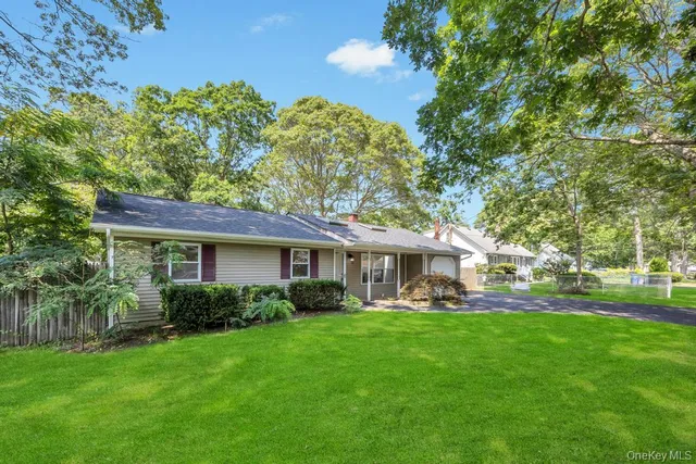 $459,999 | 11 Edwards Road, Mastic Beach, NY 11951