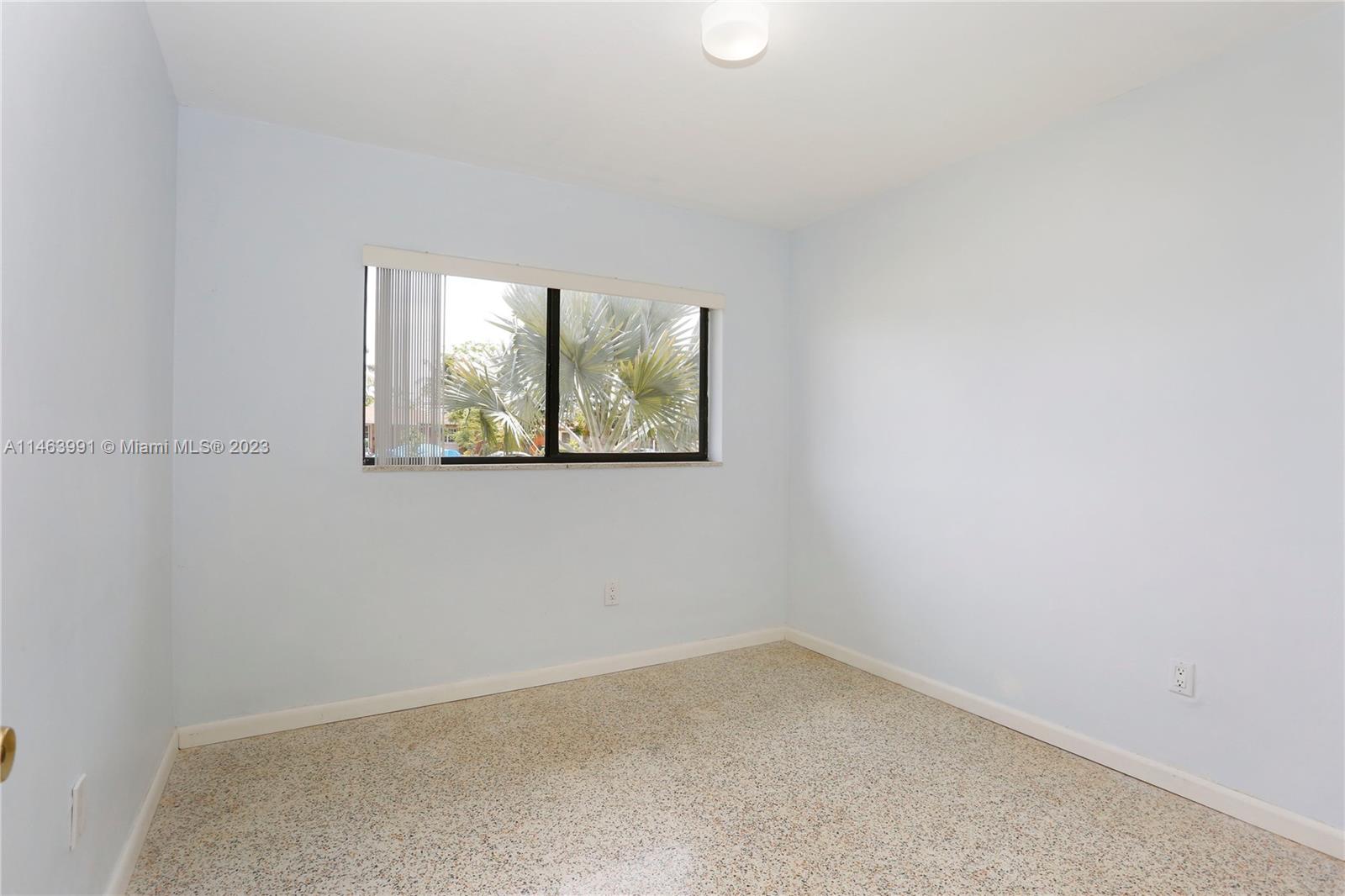 10045 Southwest 82nd Street Miami, FL 33173 - Photo 27 of 31