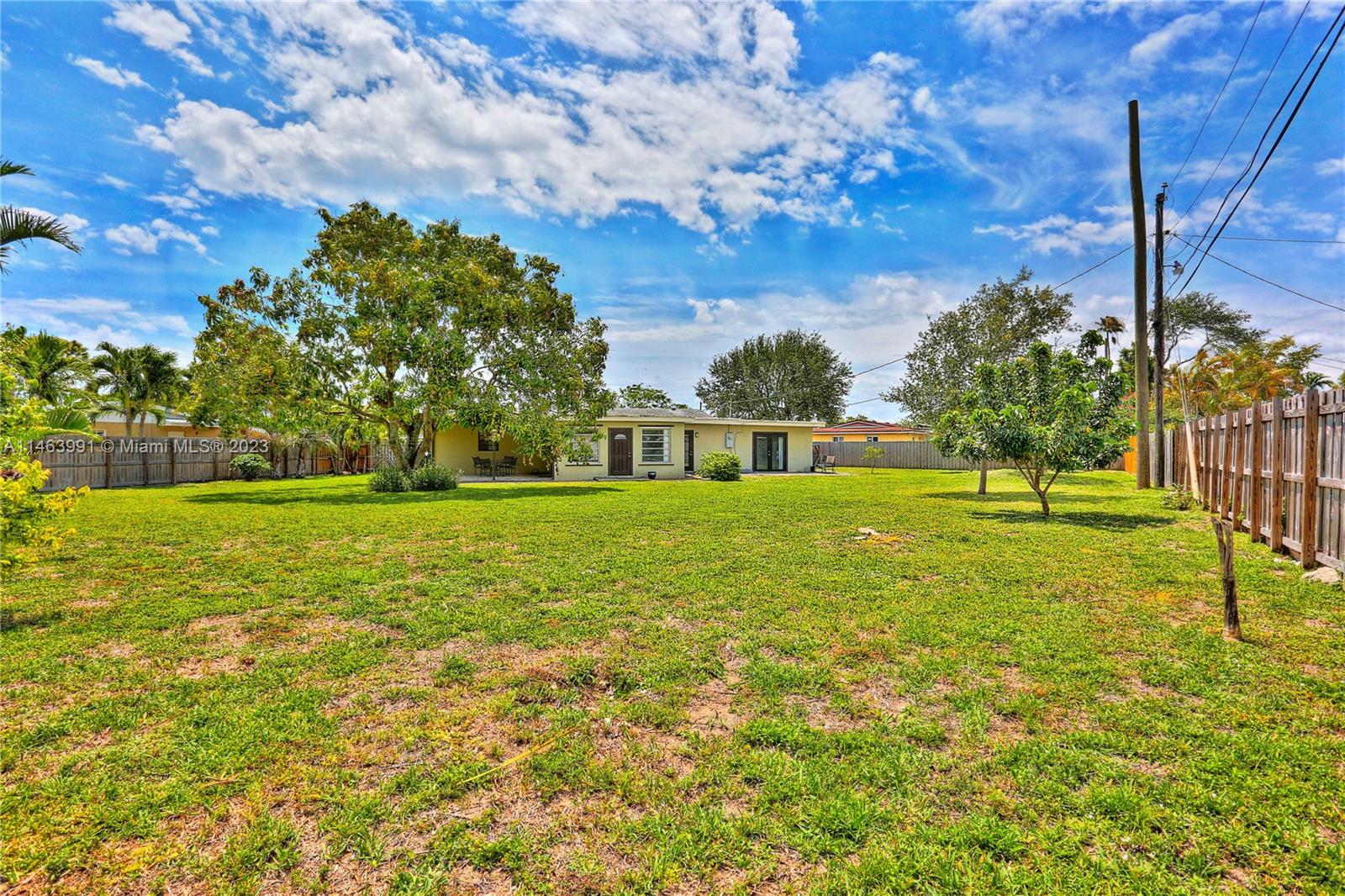 10045 Southwest 82nd Street Miami, FL 33173 - Photo 7 of 31 a view of a park with large trees