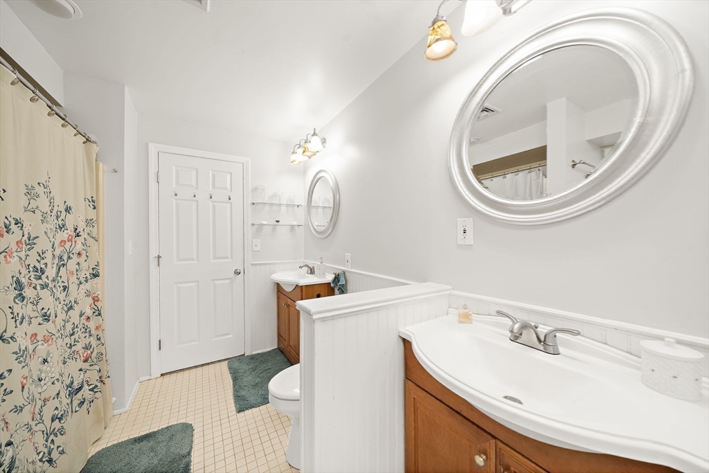 86 Abington Road, Unit 86 Danvers, MA 01923 - Photo 18 of 34