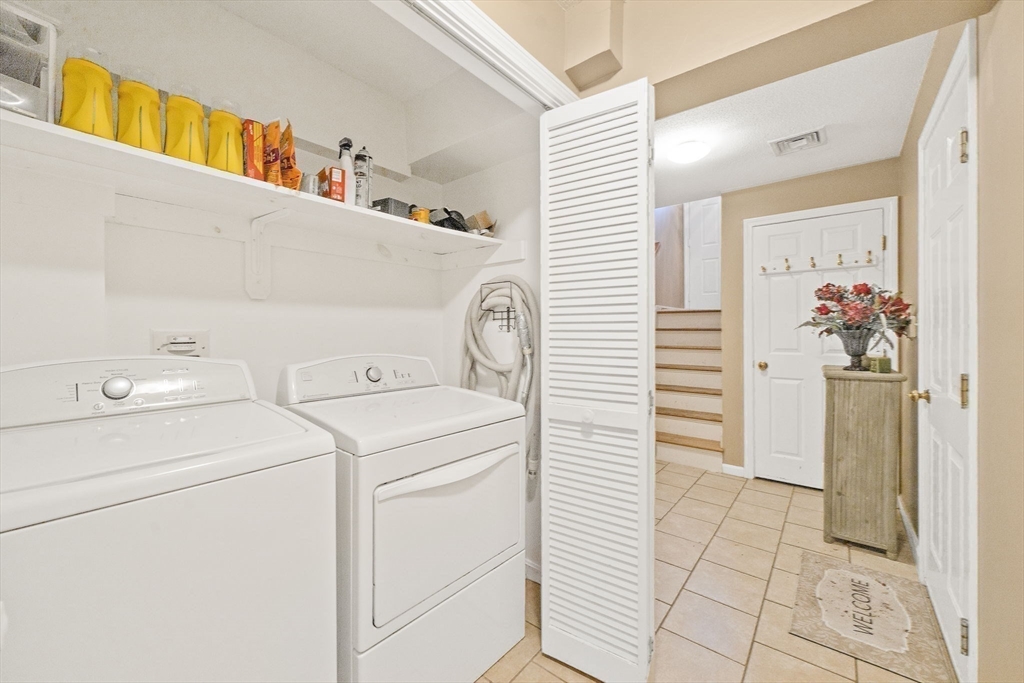 86 Abington Road, Unit 86 Danvers, MA 01923 - Photo 23 of 34