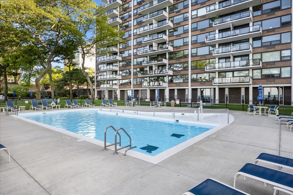 1630 Sheridan Road, Unit 9C Wilmette, IL 60091 - Photo 24 of 31