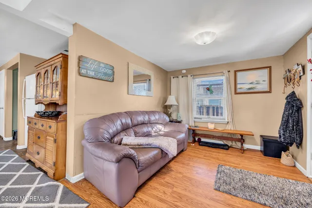 $389,000 | 265 Thompson Avenue, Middletown, NJ 07748