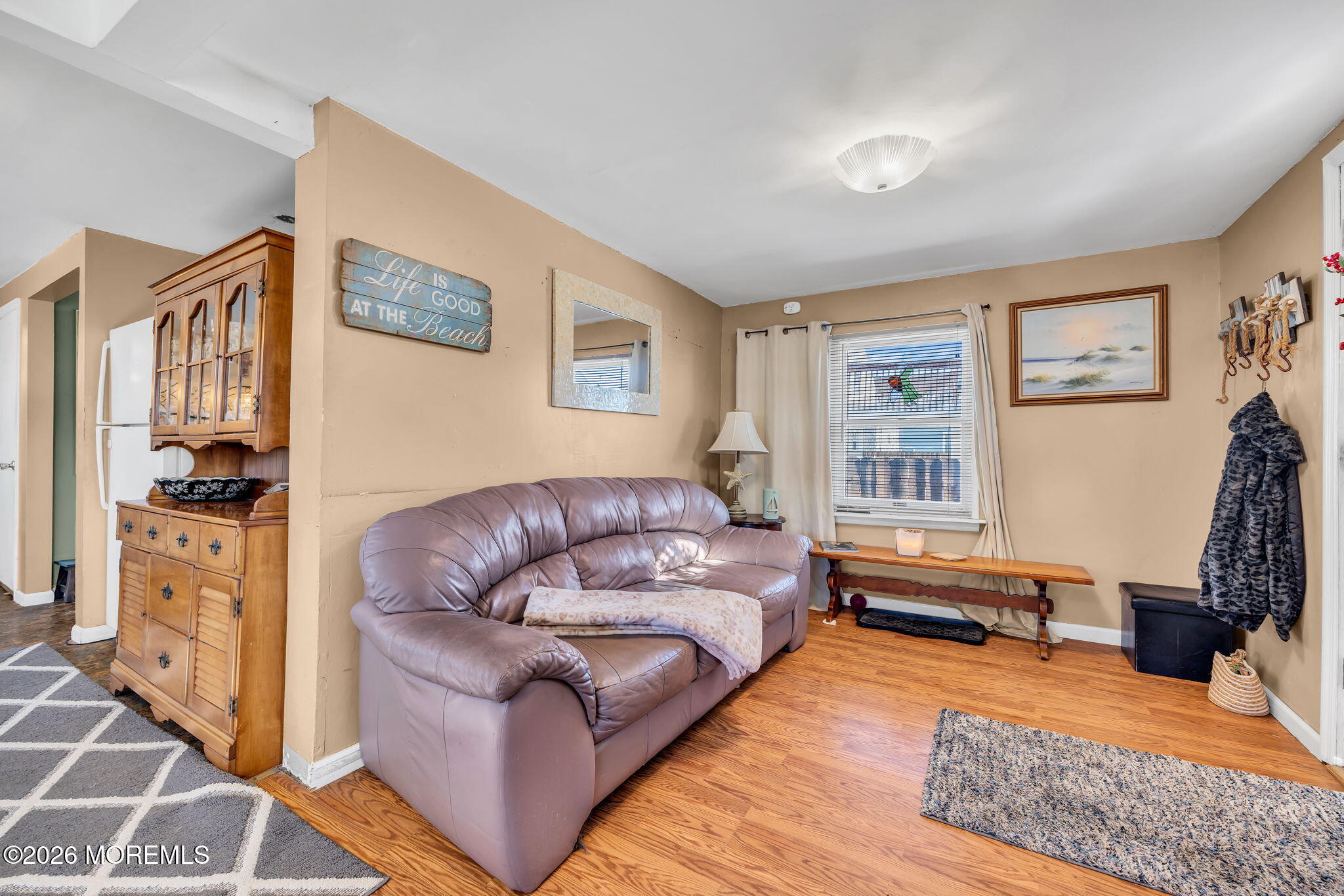 265 Thompson Avenue Middletown, NJ 07748 - Photo 15 of 35 Living Room