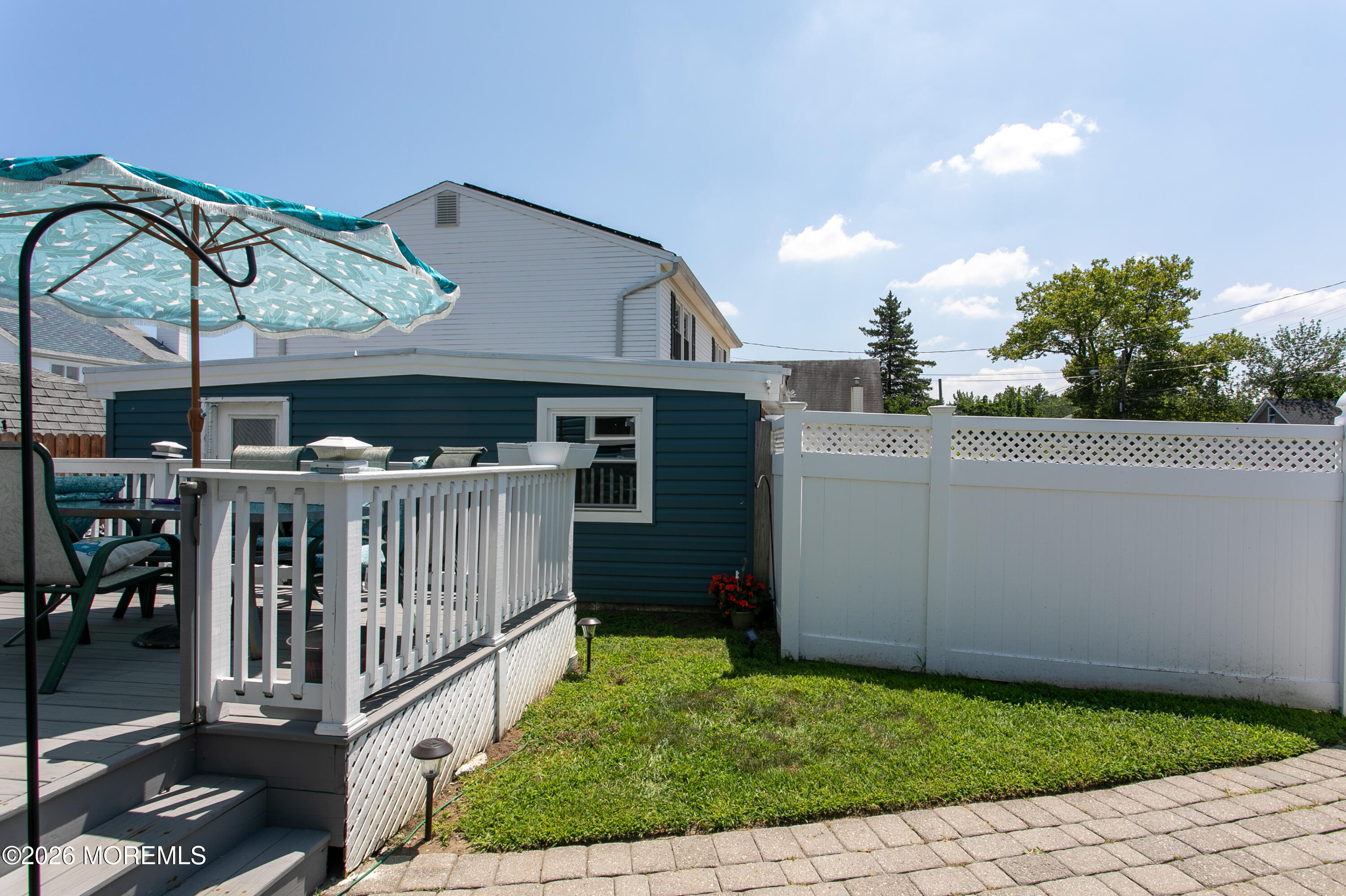 265 Thompson Avenue Middletown, NJ 07748 - Photo 18 of 35 265 Thompson Ave Middletown-print-014-01