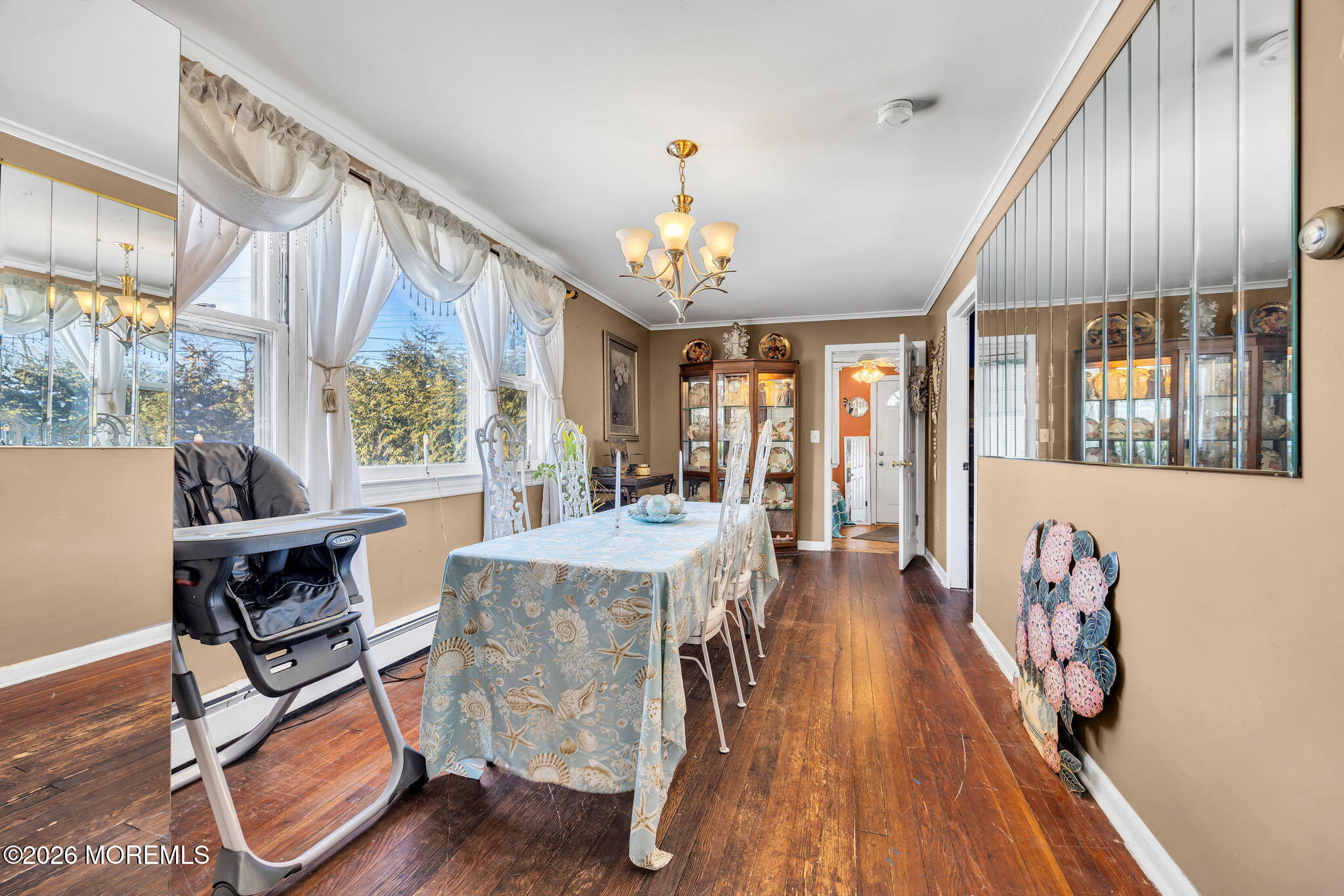 265 Thompson Avenue Middletown, NJ 07748 - Photo 9 of 35 Dining Room