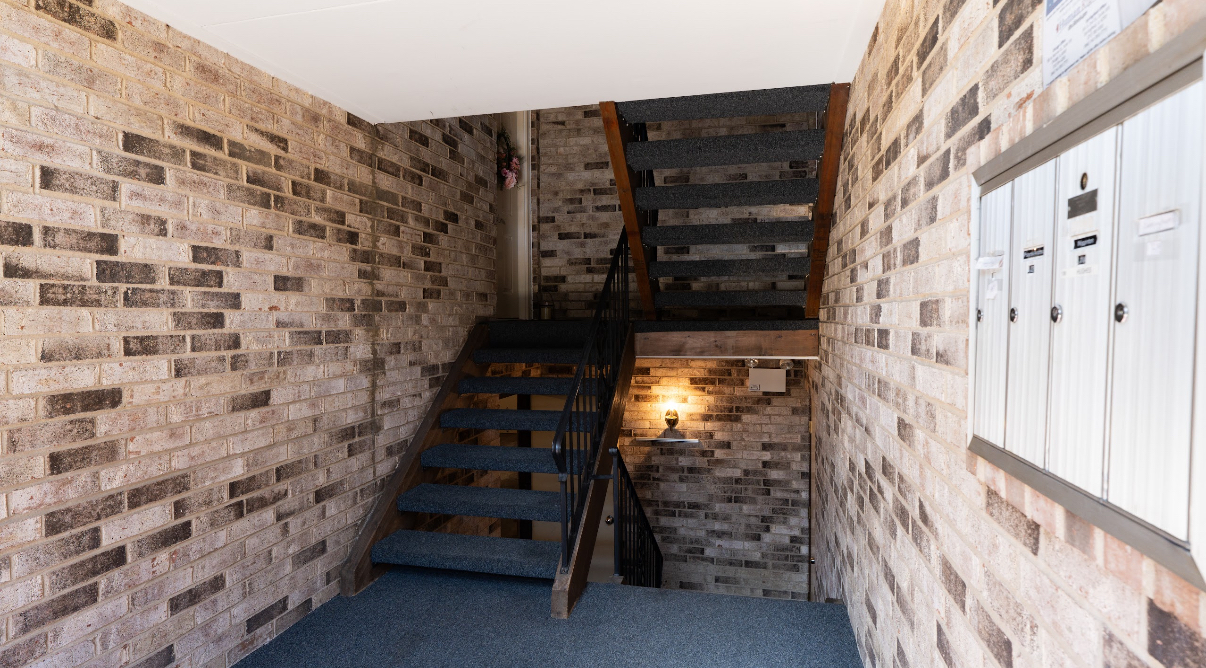 9140 South Pulaski Road, Unit 1W Oak Lawn, IL 60453 - Photo 2 of 17