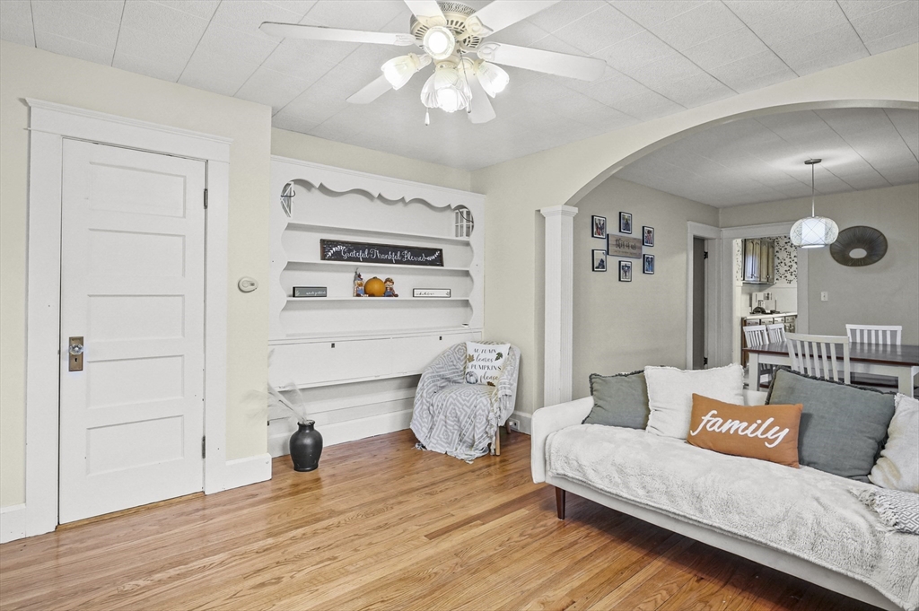 30 Mayfield Road Gardner, MA 01440 - Photo 5 of 36 Gallery Image 5