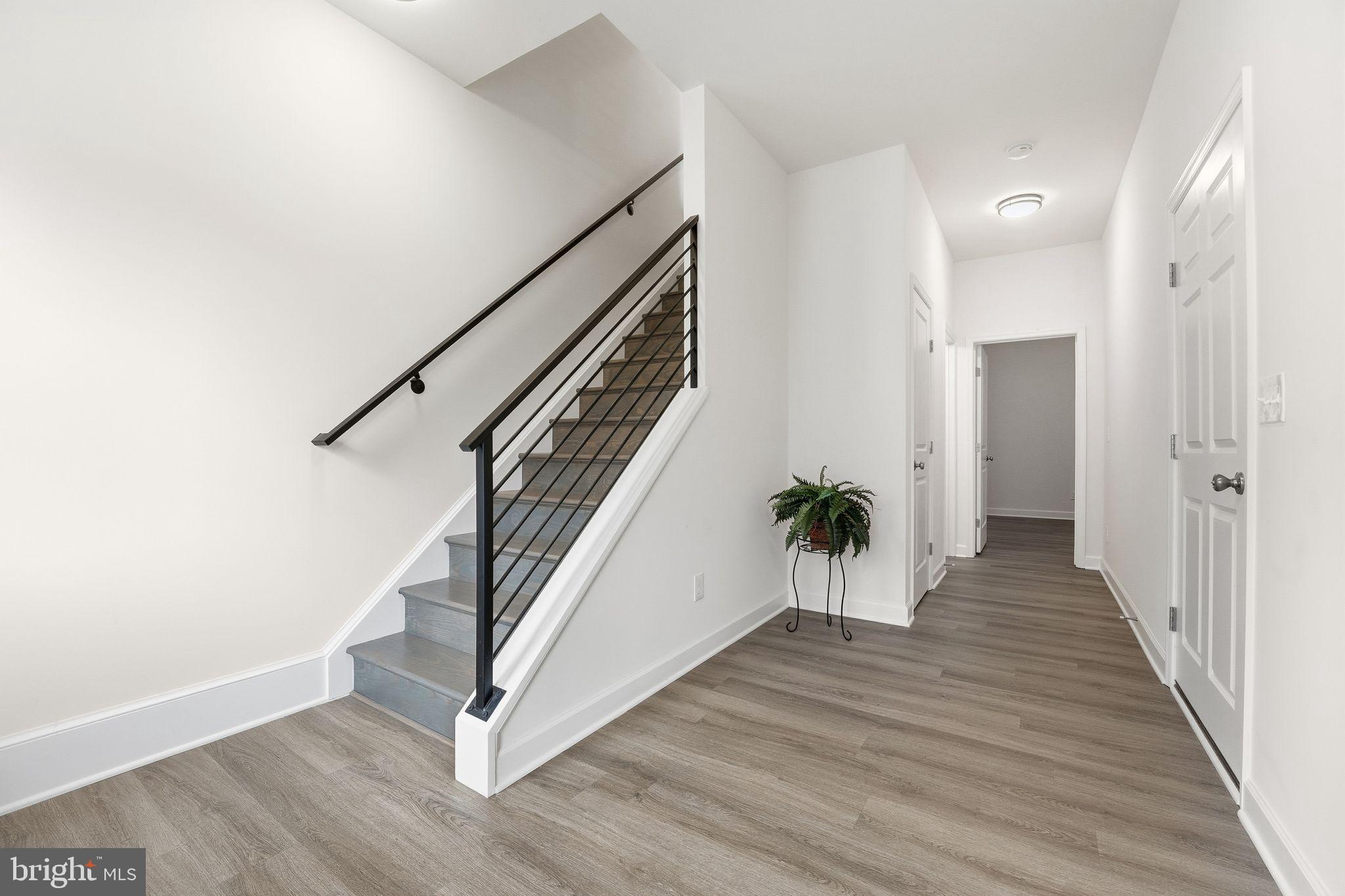 139 Oak View Street Culpeper, VA 22701 - Photo 7 of 42 Entry Foyer