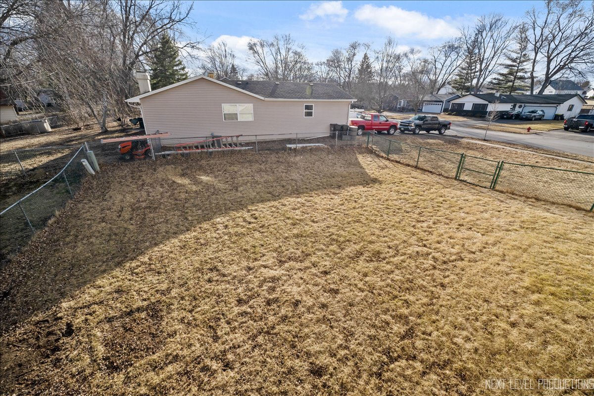 219 Mary Lane Cary, IL 60013 - Photo 18 of 20