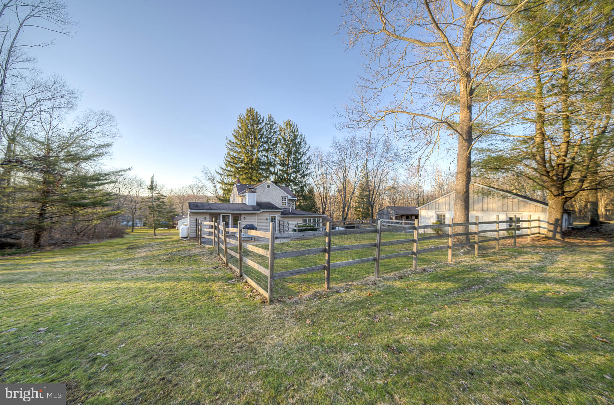 1113 Three Mile Run Road Perkasie, PA 18944 - Photo 8 of 59