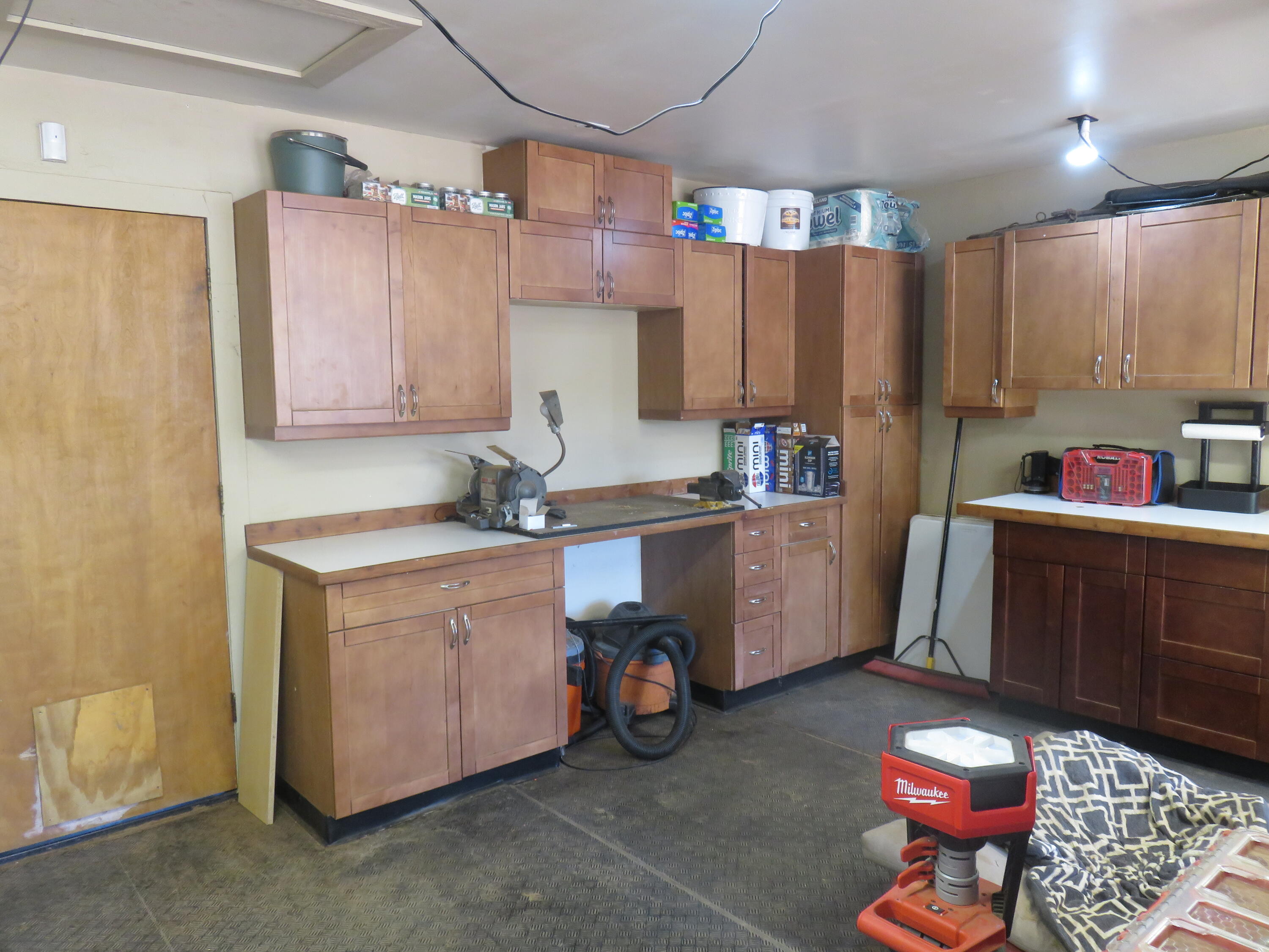 27971 Soldier Mountain Road Fall River Mills, CA 96028 - Photo 27 of 41 Garage