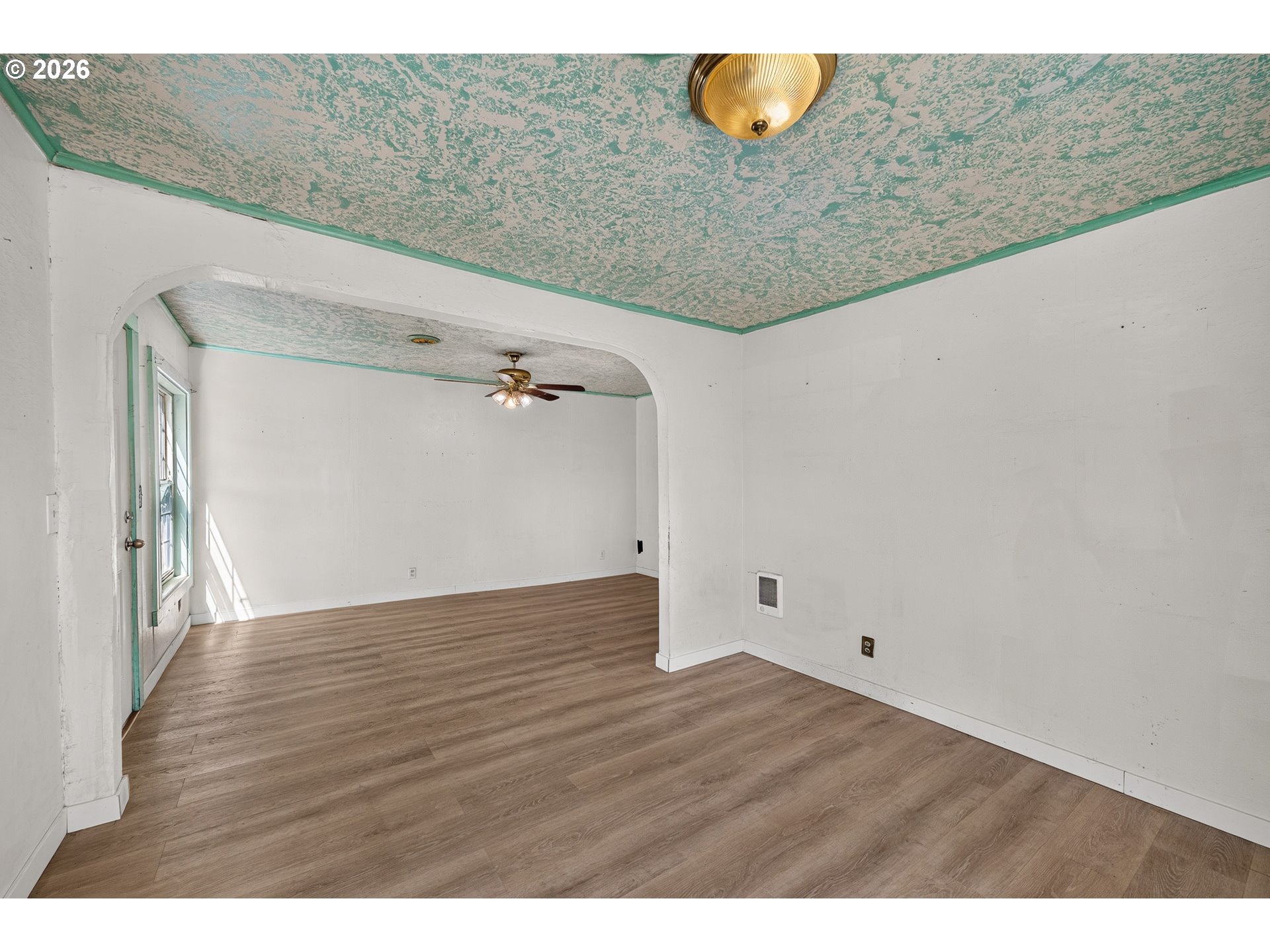 329 Southwest Harrison Street Sheridan, OR 97378 - Photo 12 of 36