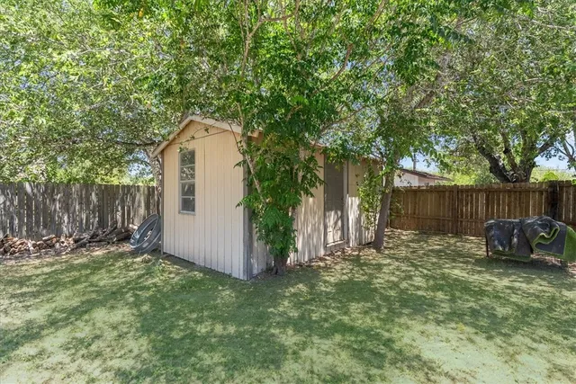 $182,500 | 1304 Amy Street, George West, TX 78022