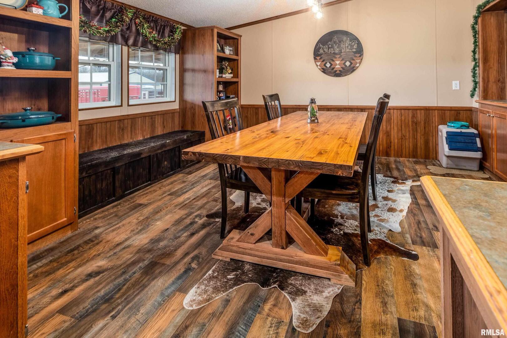 3996 Belgium Road Mulkeytown, IL 62865 - Photo 27 of 49 a view of a dining room with furniture and window
