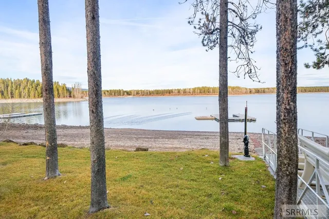 $3,300,000 | 3653 Redtail Street, Island Park, ID 83429