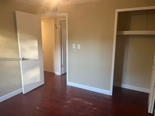 $2,100 | 2 Trowbridge Court, Ann Arbor, MI 48108