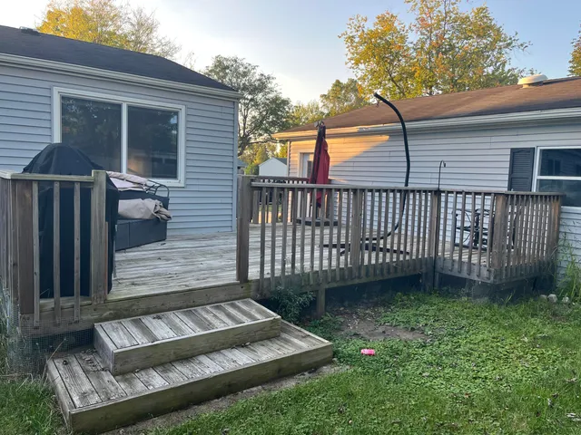 $2,100 | 2 Trowbridge Court, Ann Arbor, MI 48108