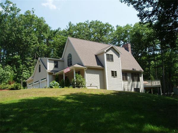 549 Reservoir Road Lunenburg, MA 01462 - Photo 2 of 26 Gallery Image 2