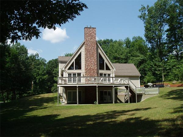549 Reservoir Road Lunenburg, MA 01462 - Photo 4 of 26 Gallery Image 4