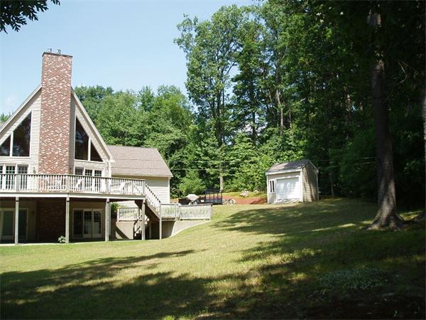549 Reservoir Road Lunenburg, MA 01462 - Photo 5 of 26 Gallery Image 5