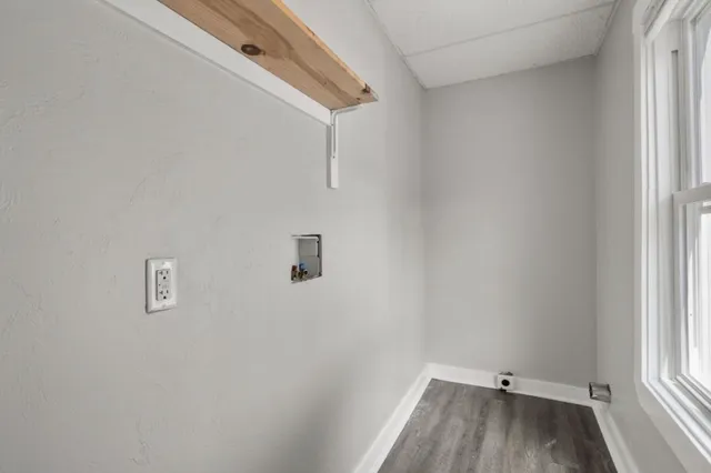 $2,000 | 34 Esther Street, Unit 1, Worcester, MA 01607