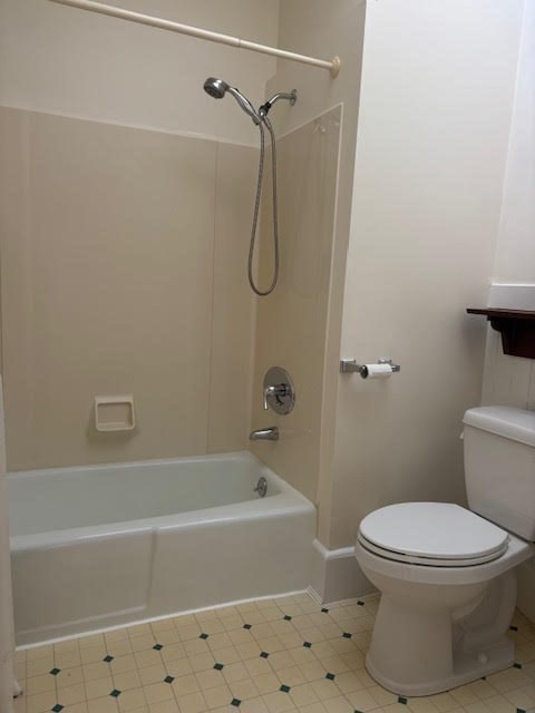 1 Windsor Avenue, Unit 1 Acton, MA 01720 - Photo 12 of 14 a bathroom with a toilet and a bathtub