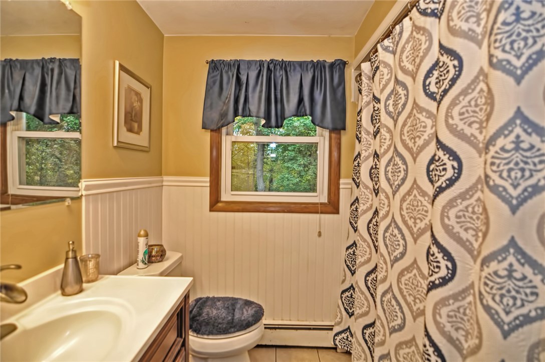 63 High Ridge Drive Cumberland, RI 02864 - Photo 25 of 33