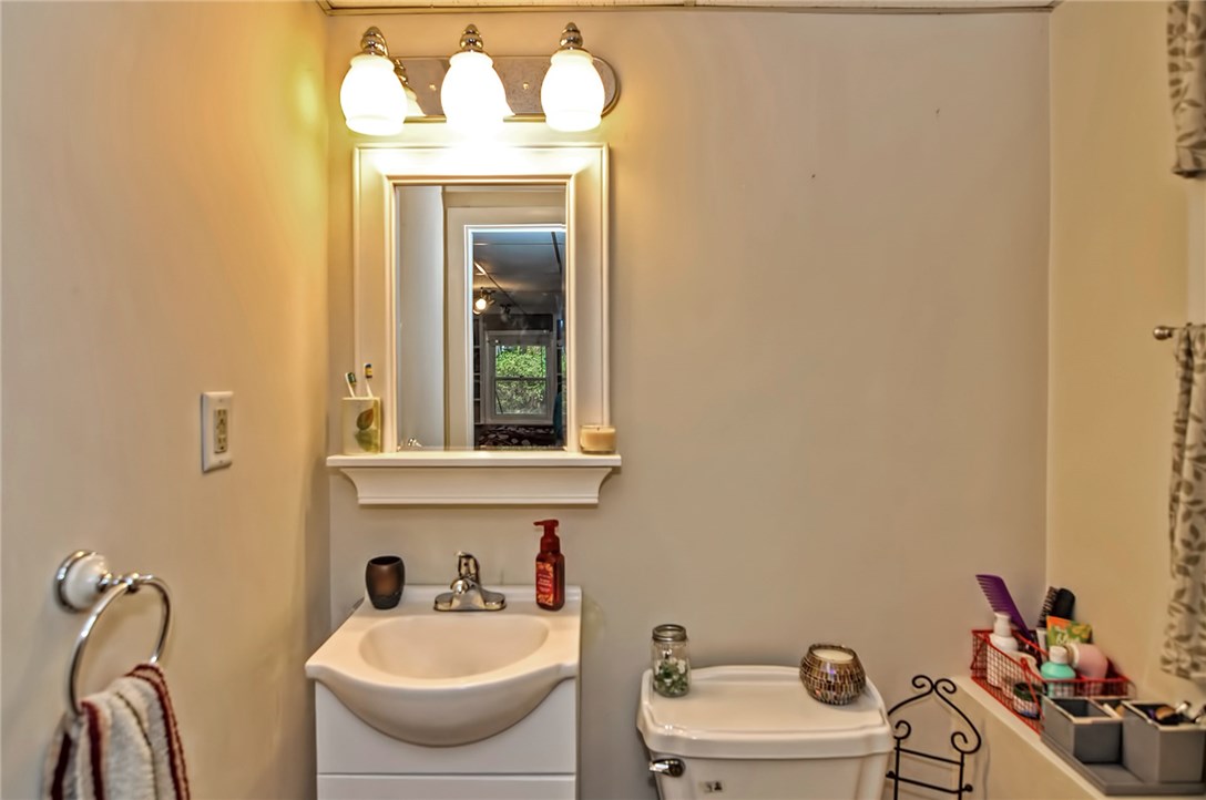63 High Ridge Drive Cumberland, RI 02864 - Photo 28 of 33