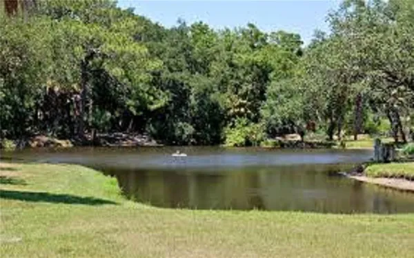 $2,000 | 2541 Floyd Street, Sarasota, FL 34239