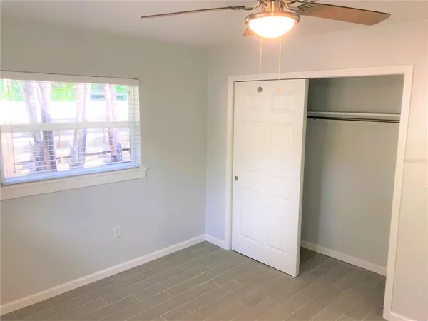 $2,000 | 2541 Floyd Street, Sarasota, FL 34239