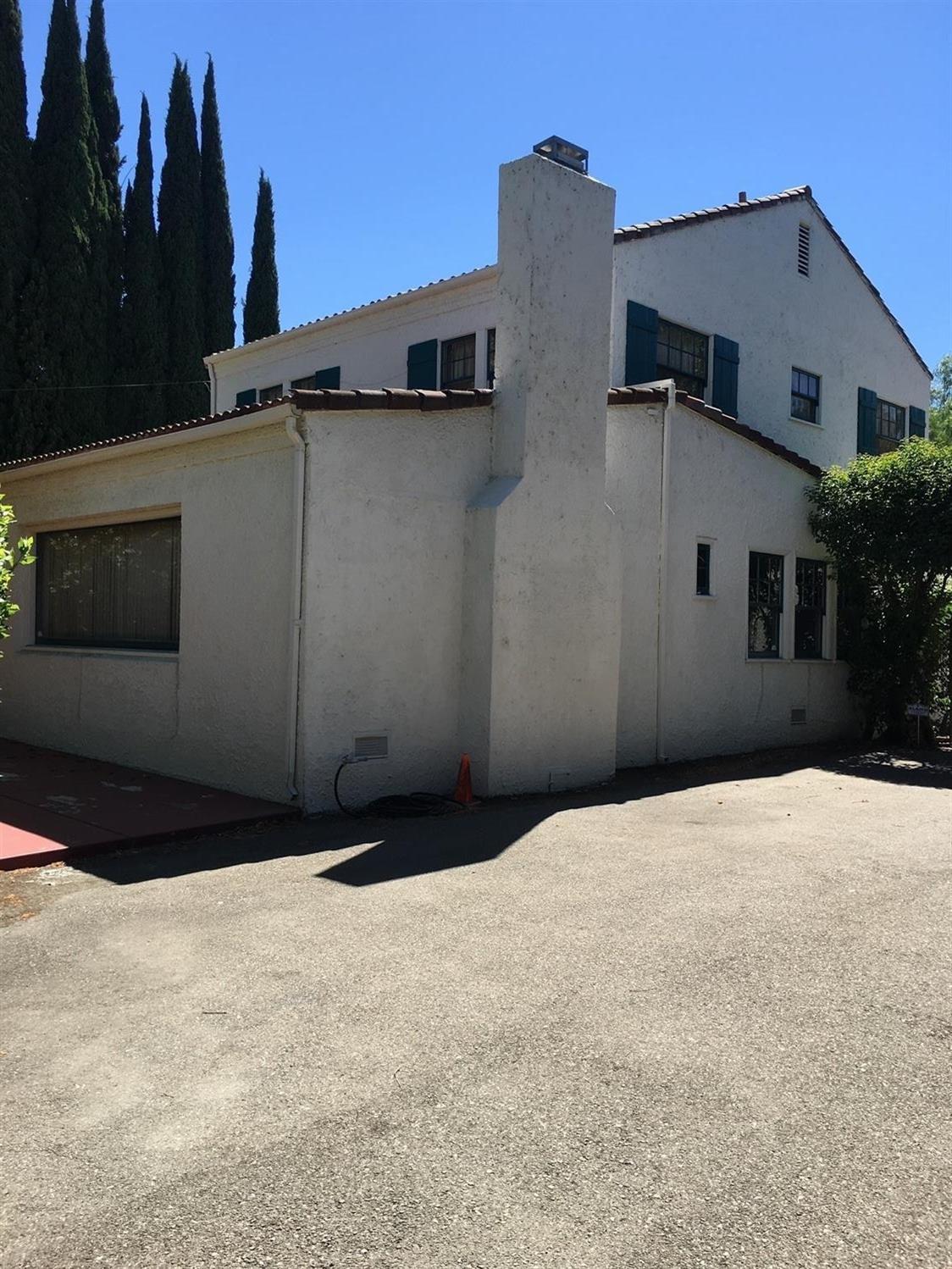 2205 Moreing Road Stockton, CA 95204 - Photo 1 of 20 Gallery Image 1