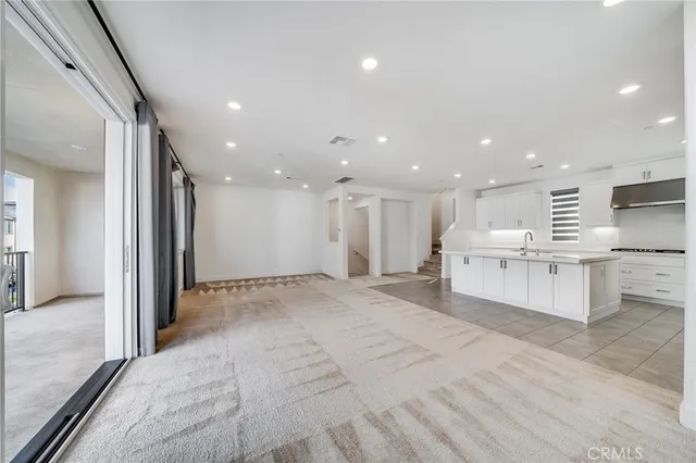 $4,600 | 241 Culture, Irvine, CA 92618