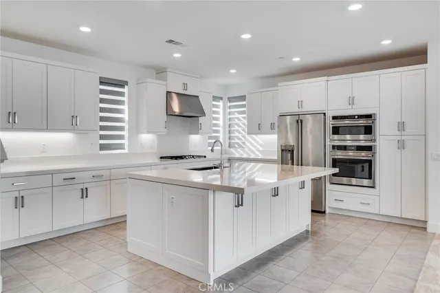 $4,600 | 241 Culture, Irvine, CA 92618