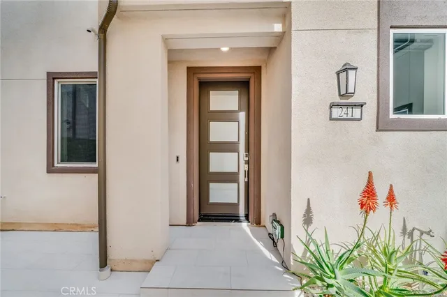 $4,600 | 241 Culture, Irvine, CA 92618