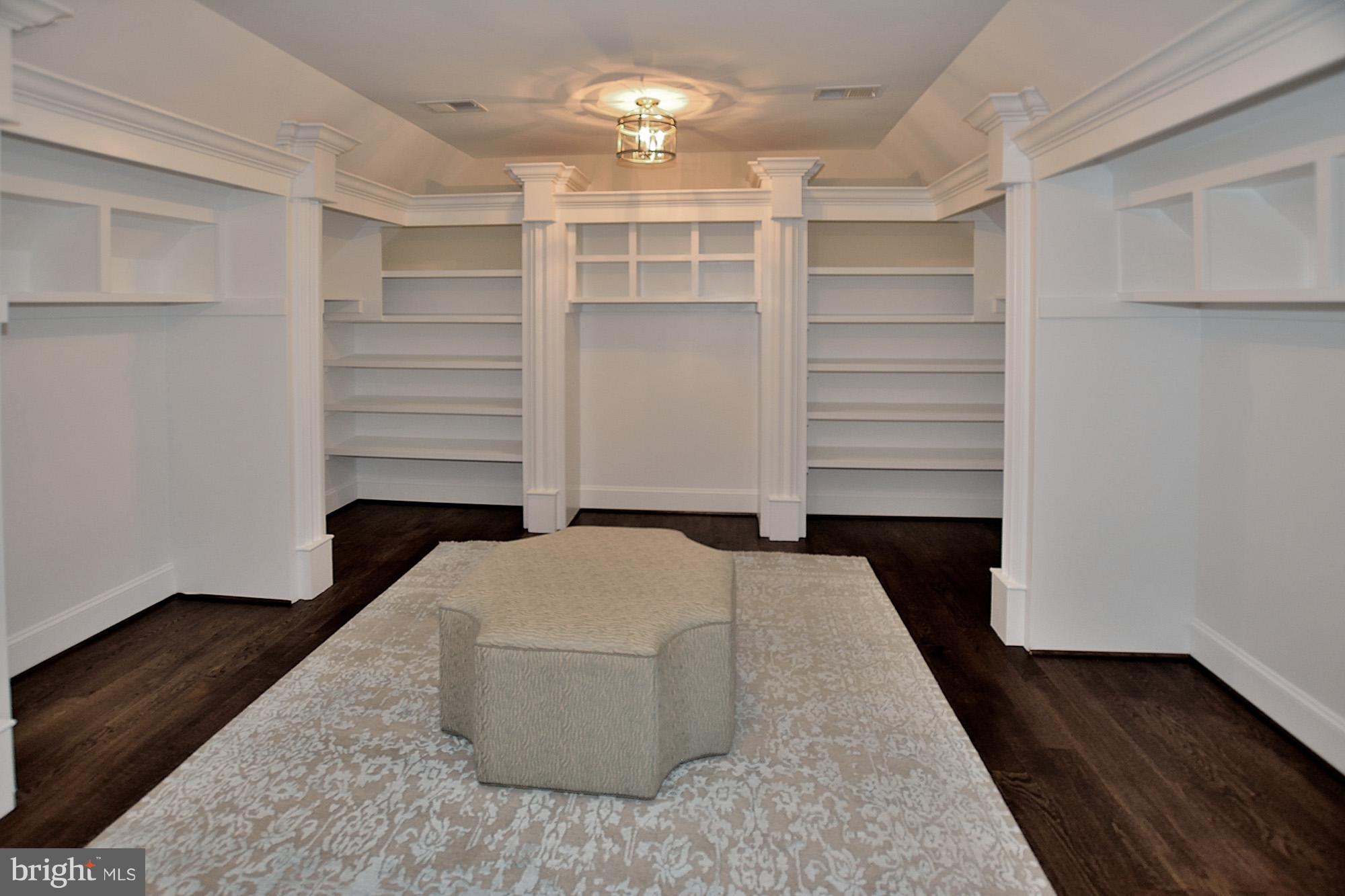 680 Springvale Road Great Falls, VA 22066 - Photo 27 of 30 Master Closet