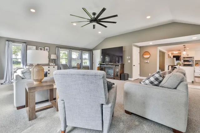 $659,000 | 1 Joan Street, Derry, NH 03038