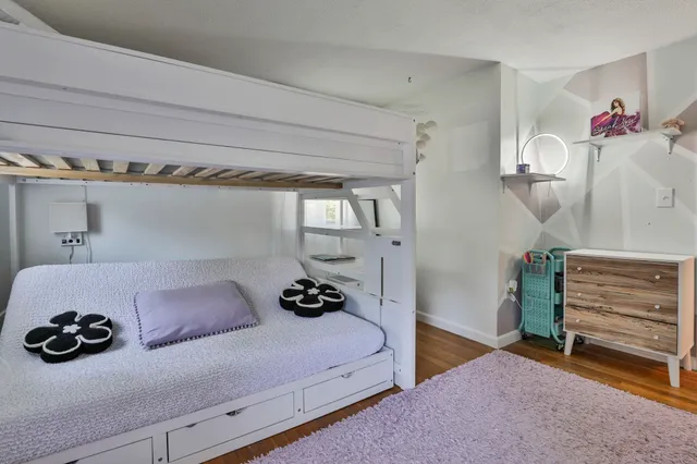 $659,000 | 1 Joan Street, Derry, NH 03038