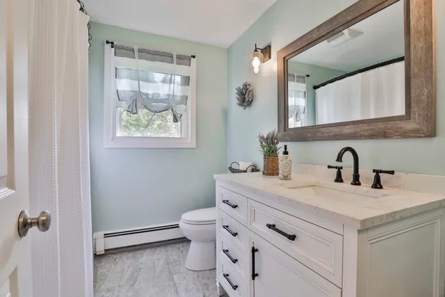 $659,000 | 1 Joan Street, Derry, NH 03038