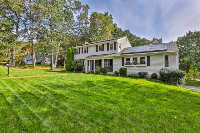 $659,000 | 1 Joan Street, Derry, NH 03038
