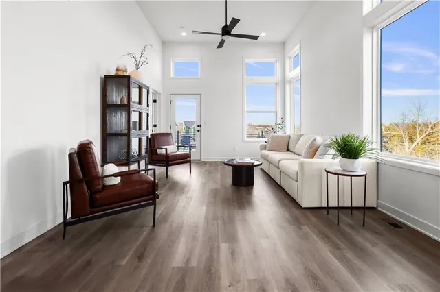 $629,000 | 9305 Aminda Street, Lenexa, KS 66227