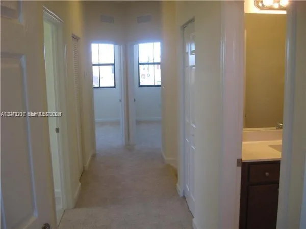 $3,300 | 16585 Southwest 42nd Way, Unit 16585, Miami, FL 33185