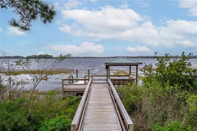 $2,995 | 7137 Dilly Lk Avenue, Groveland, FL 34736