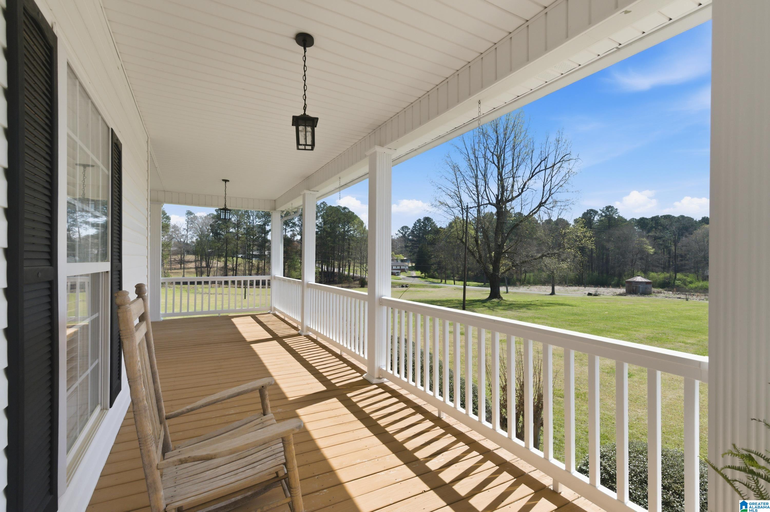 64 Mistletoe Lane Vincent, AL 35178 - Photo 8 of 70