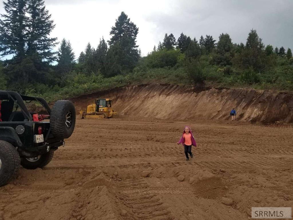 12085 South Dempsey Creek Road Lava Hot Springs, ID 83246 - Photo 11 of 35