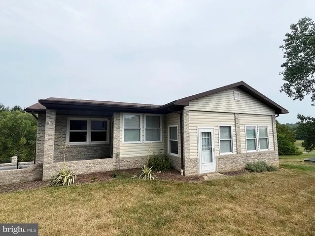 $475,000 | 877 King Lear Drive, Charles Town, WV 25414