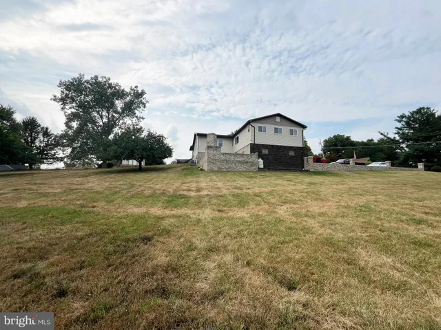 $475,000 | 877 King Lear Drive, Charles Town, WV 25414