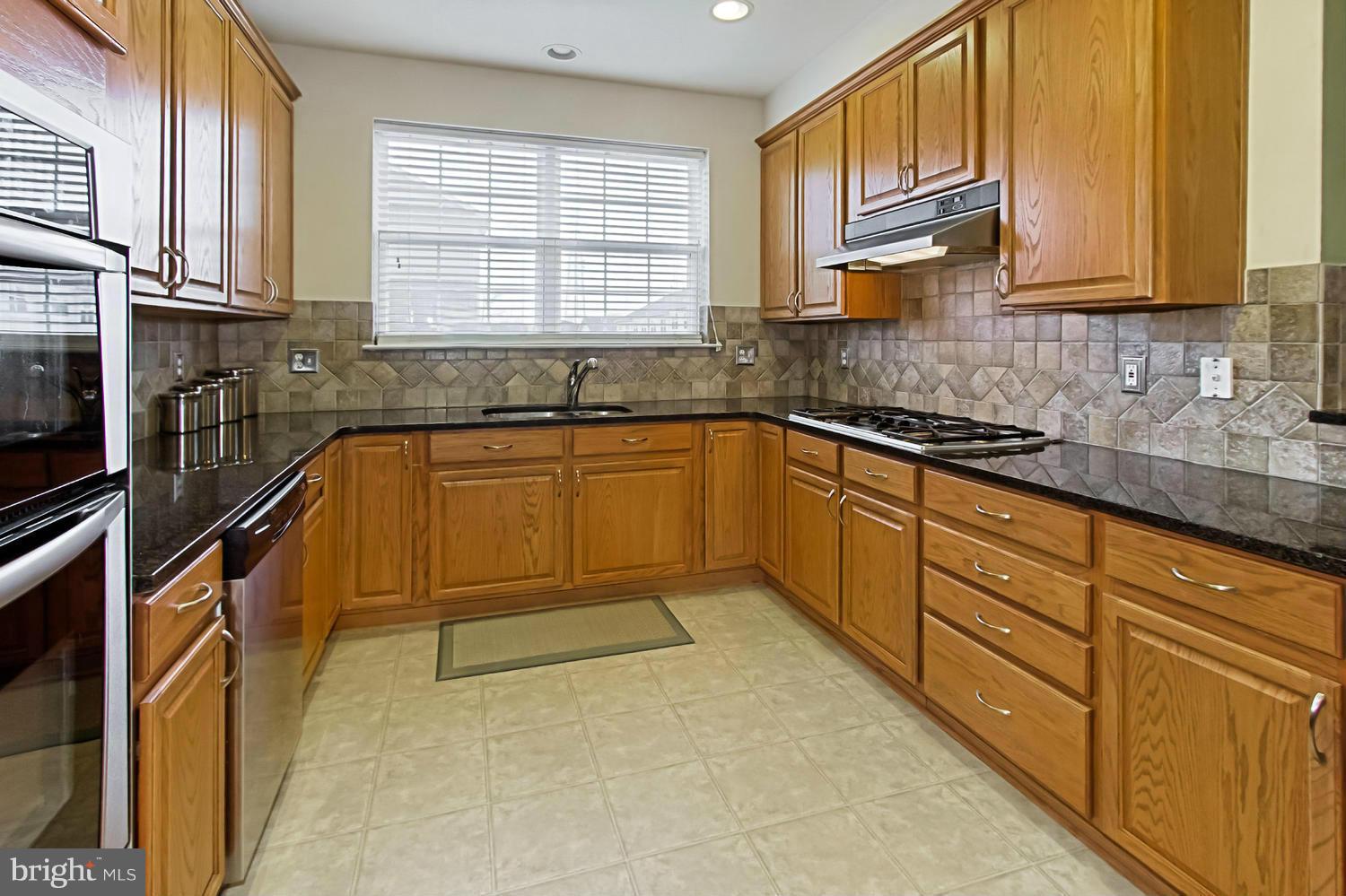 12422 Liberty Bridge Road Fairfax, VA 22033 - Photo 14 of 30 Kitchen